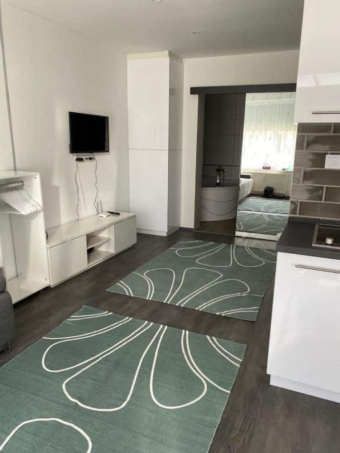 Karos Night Sky Apartment Zalakaros Bagian luar foto
