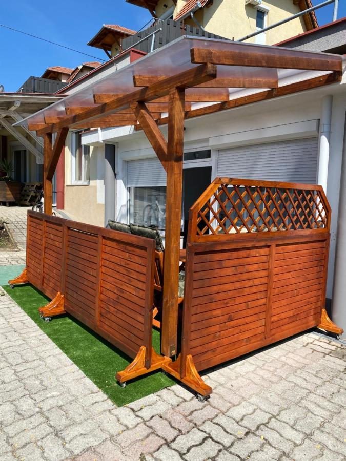 Karos Night Sky Apartment Zalakaros Bagian luar foto